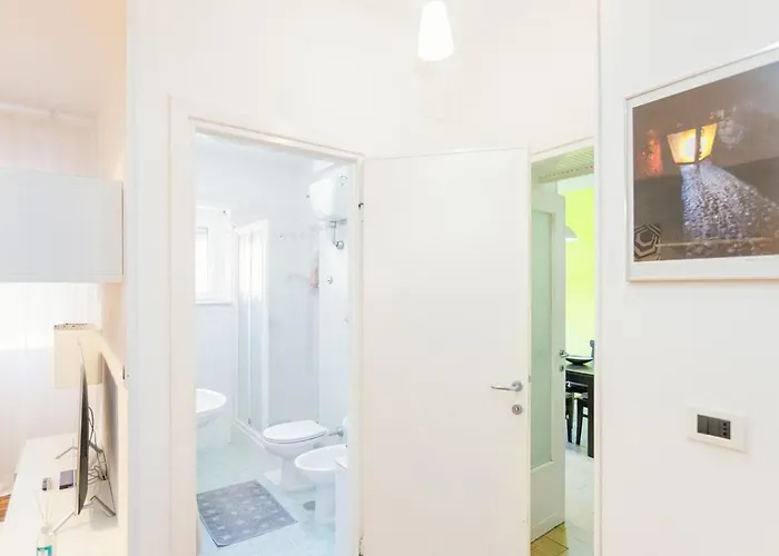 Casa Kalimera Moderna Attrezzata E Vicino Metro Appartement *